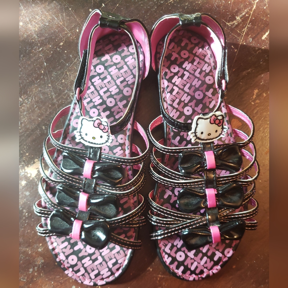 Hello Kitty sandals size 5
